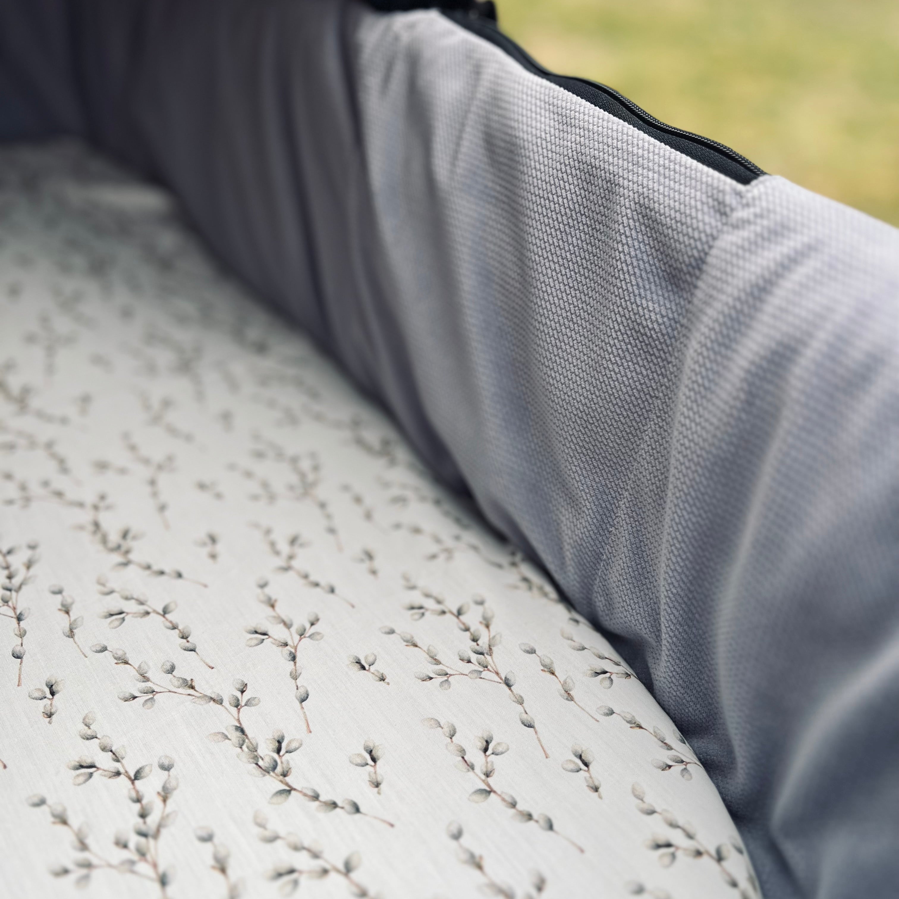 Fitted sheets for stroller mattress