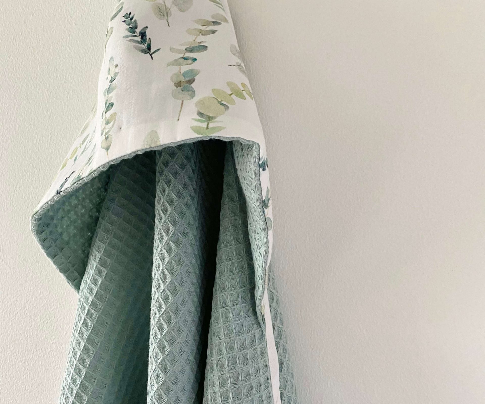 Hooded Towel Sea Green