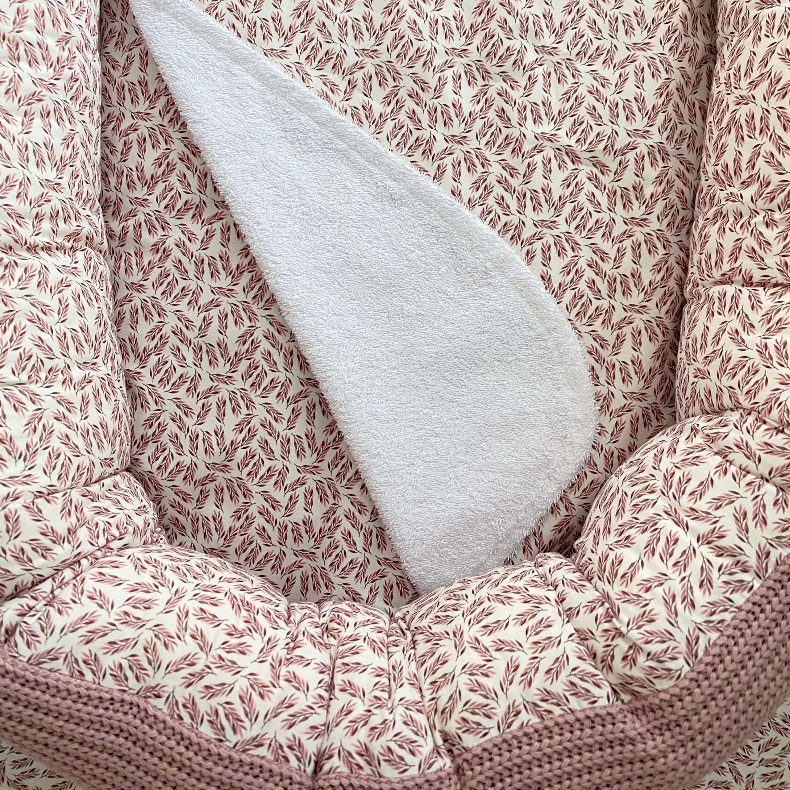 Mitrumnecaurlaidīgie paladziņi ligzdiņai